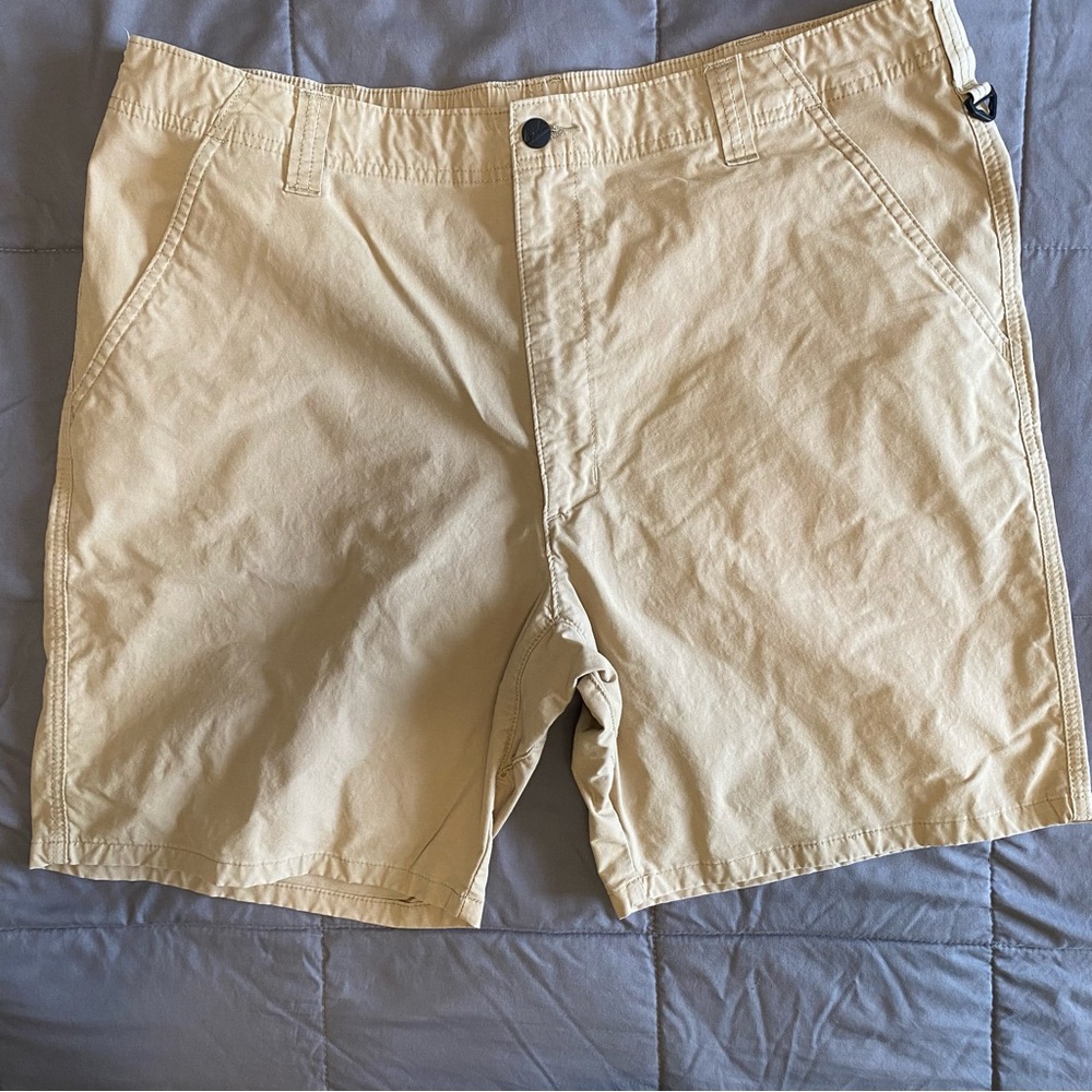 Men’s Wrangler Outdoor 40” Waist Khaki Shorts Lightweight Cotton Blend Utility